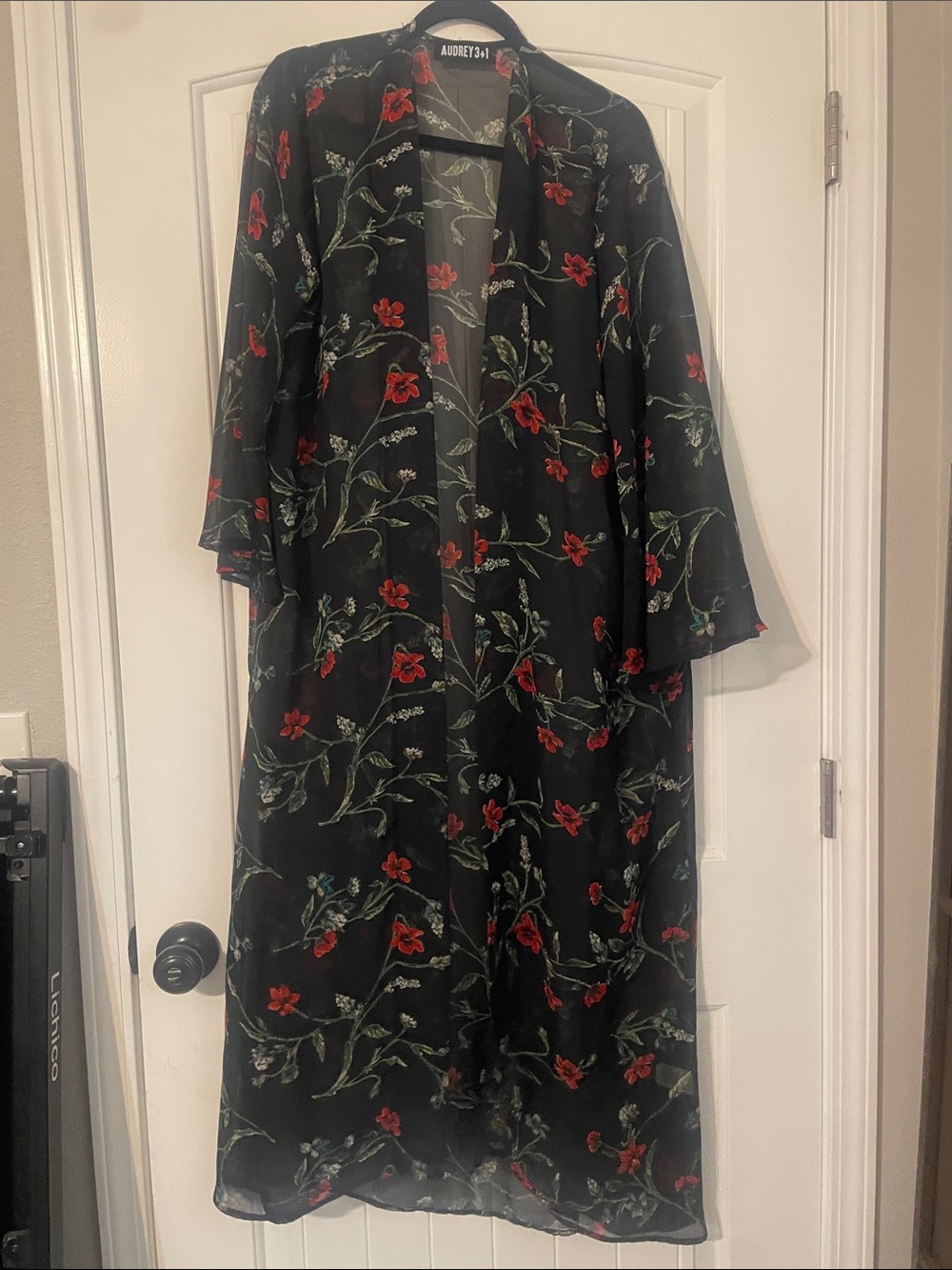 Aubrey Rose Sheer Floral Kimono Robe - Black with Red Flowers